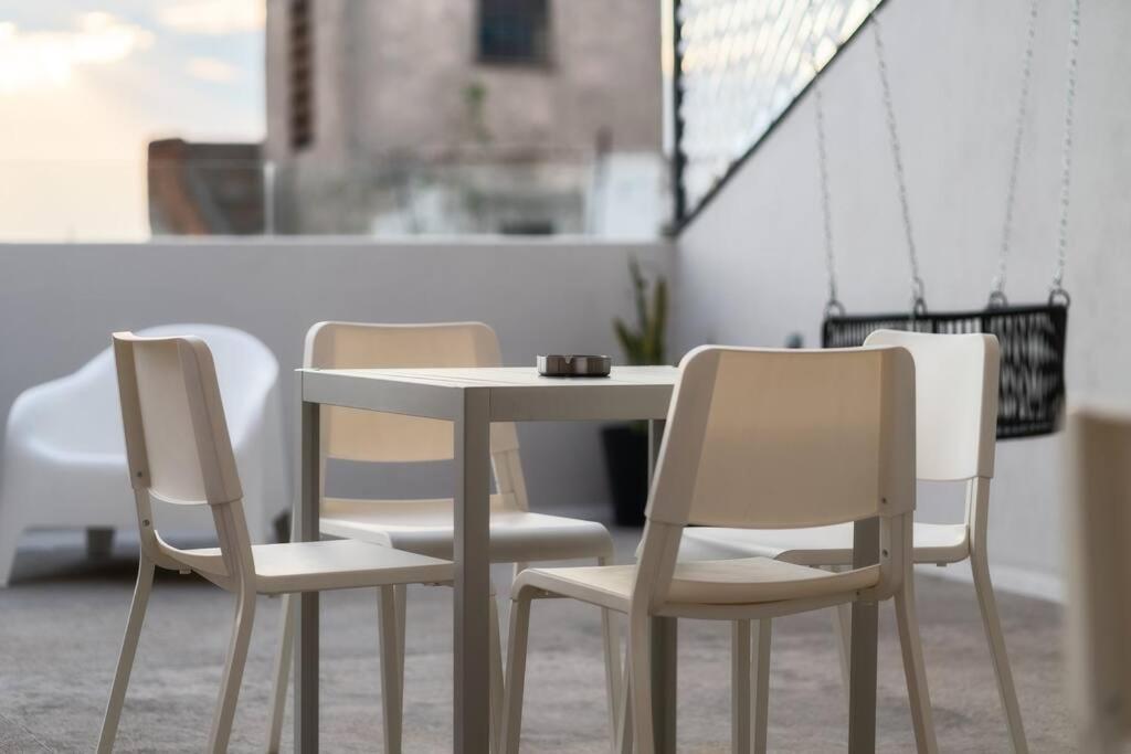 P101 Zocalo Cathedral 2bdrm 2bath Ac Rooftop Apartment